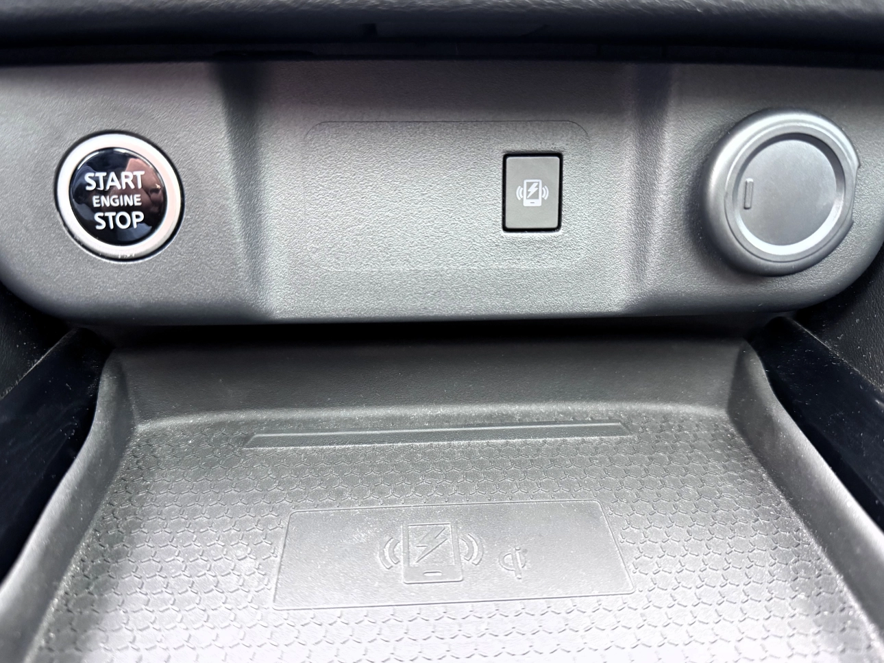 Nissan Nissan Qashqai 1.3 l MHEV X-Tronic N-Connecta SUV 2021