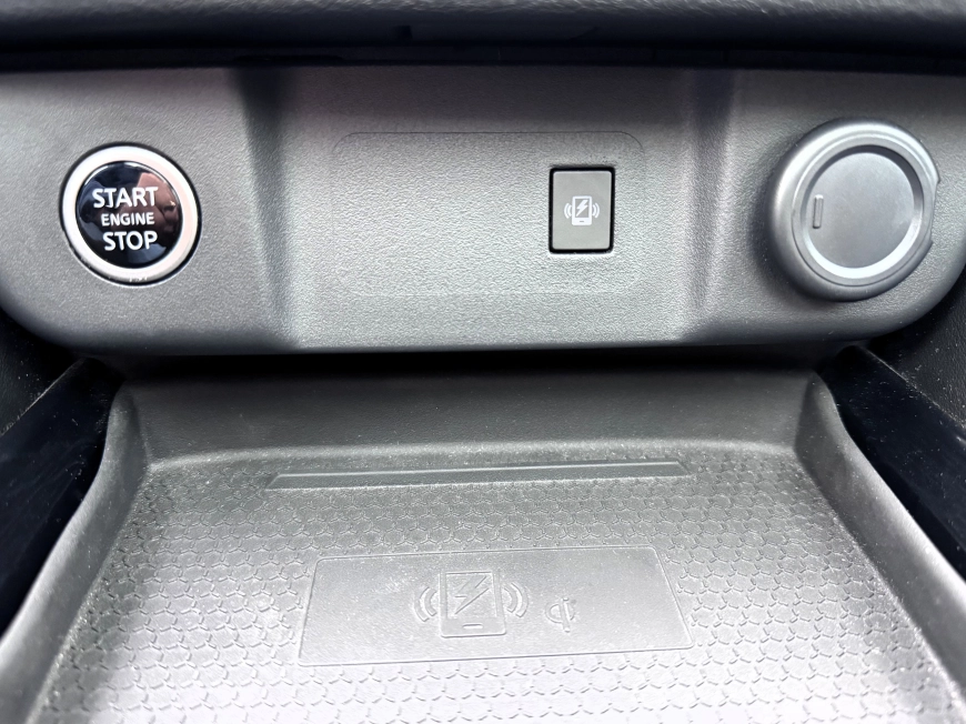 Nissan Nissan Qashqai 1.3 l MHEV X-Tronic N-Connecta SUV 2021