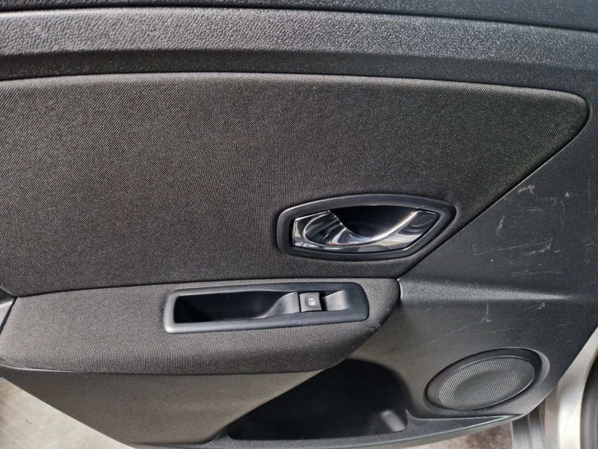 RENAULT MEGANE 1.5DCI  95CP