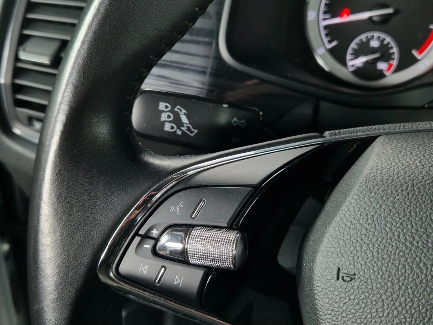 SKODA KODIAQ STYLE DSG 1.5TSI 150CP 2021