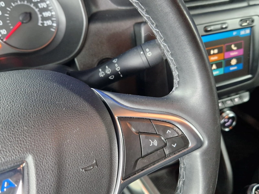 DACIA DUSTER PRESTIGE 4X4 1.6i 115CP 2019