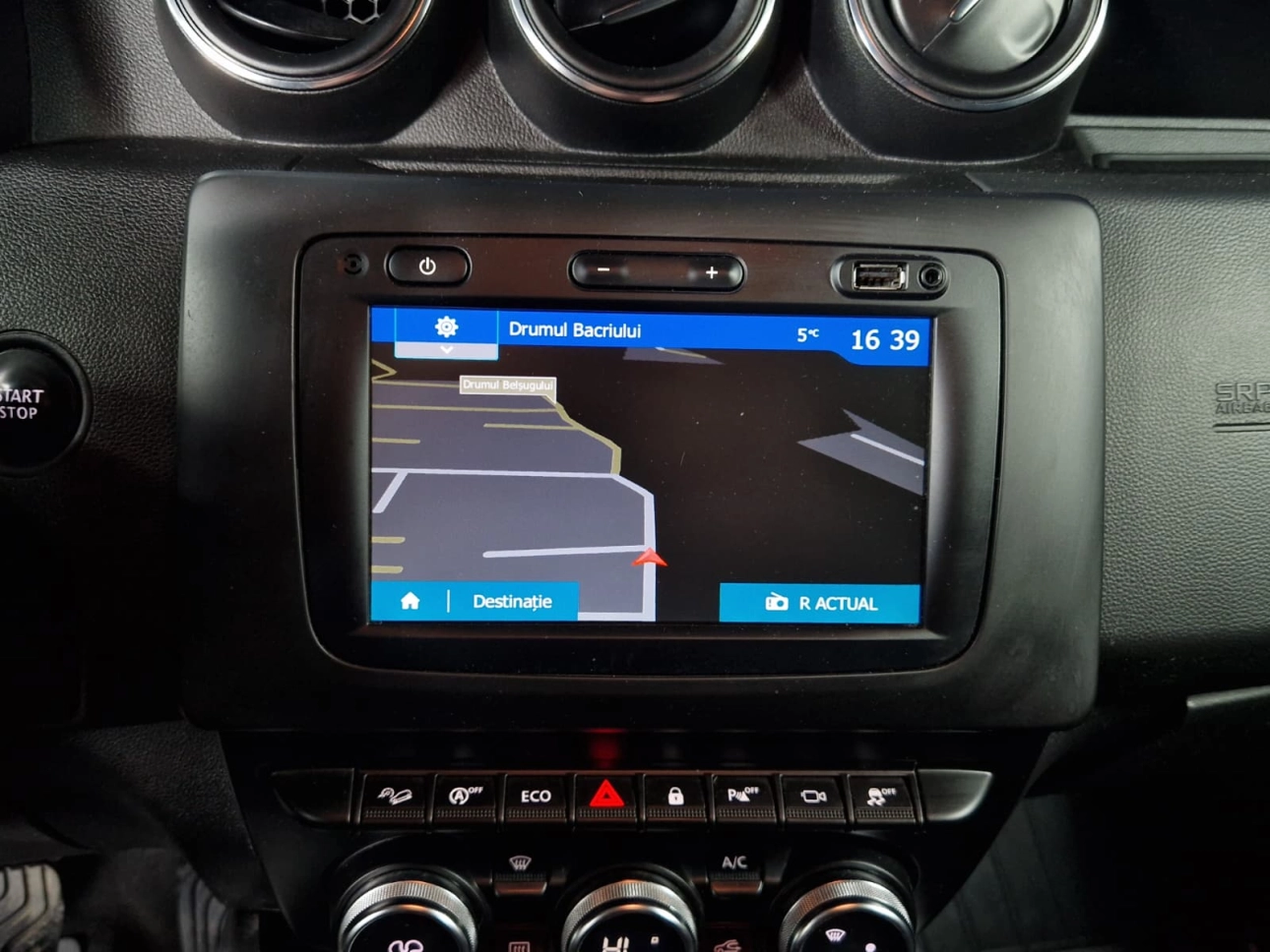 DACIA DUSTER PRESTIGE 4X4 1.6i 115CP 2019