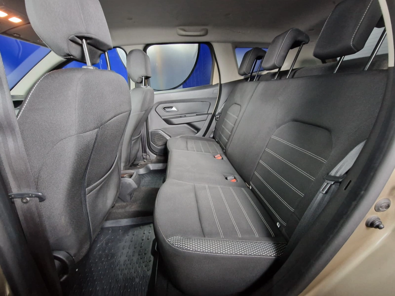 DACIA DUSTER PRESTIGE 4X4 1.6i 115CP 2019