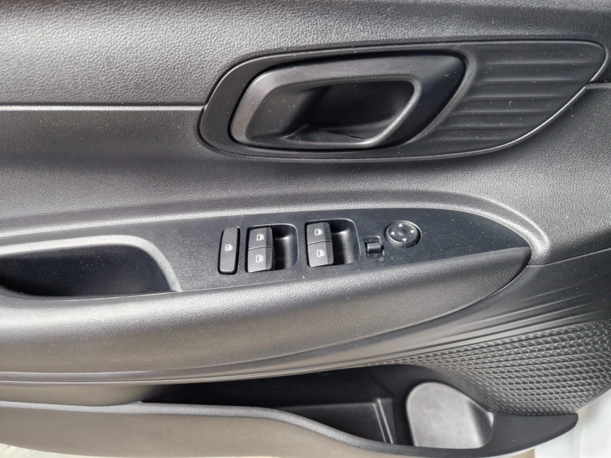 HYUNDAI I20 COMFORT 1.2i 84CP 2020