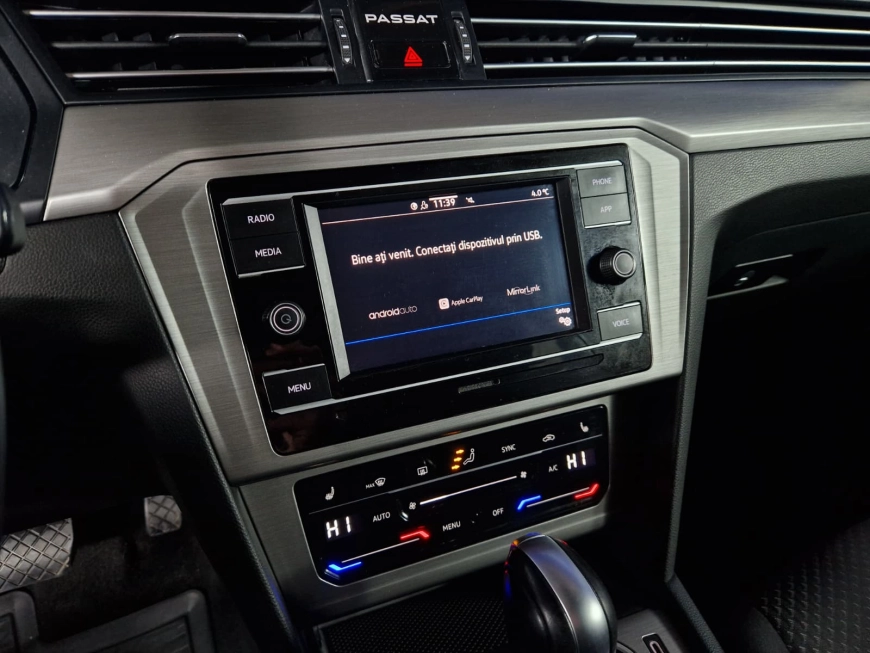 VOLKSWAGEN PASSAT TRENDLINE DSG 150 CP 2021