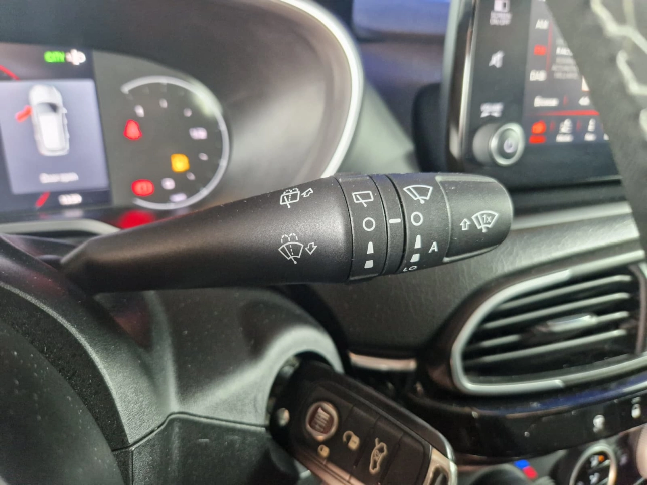 FIAT TIPO CROSS 1.0i 10CP