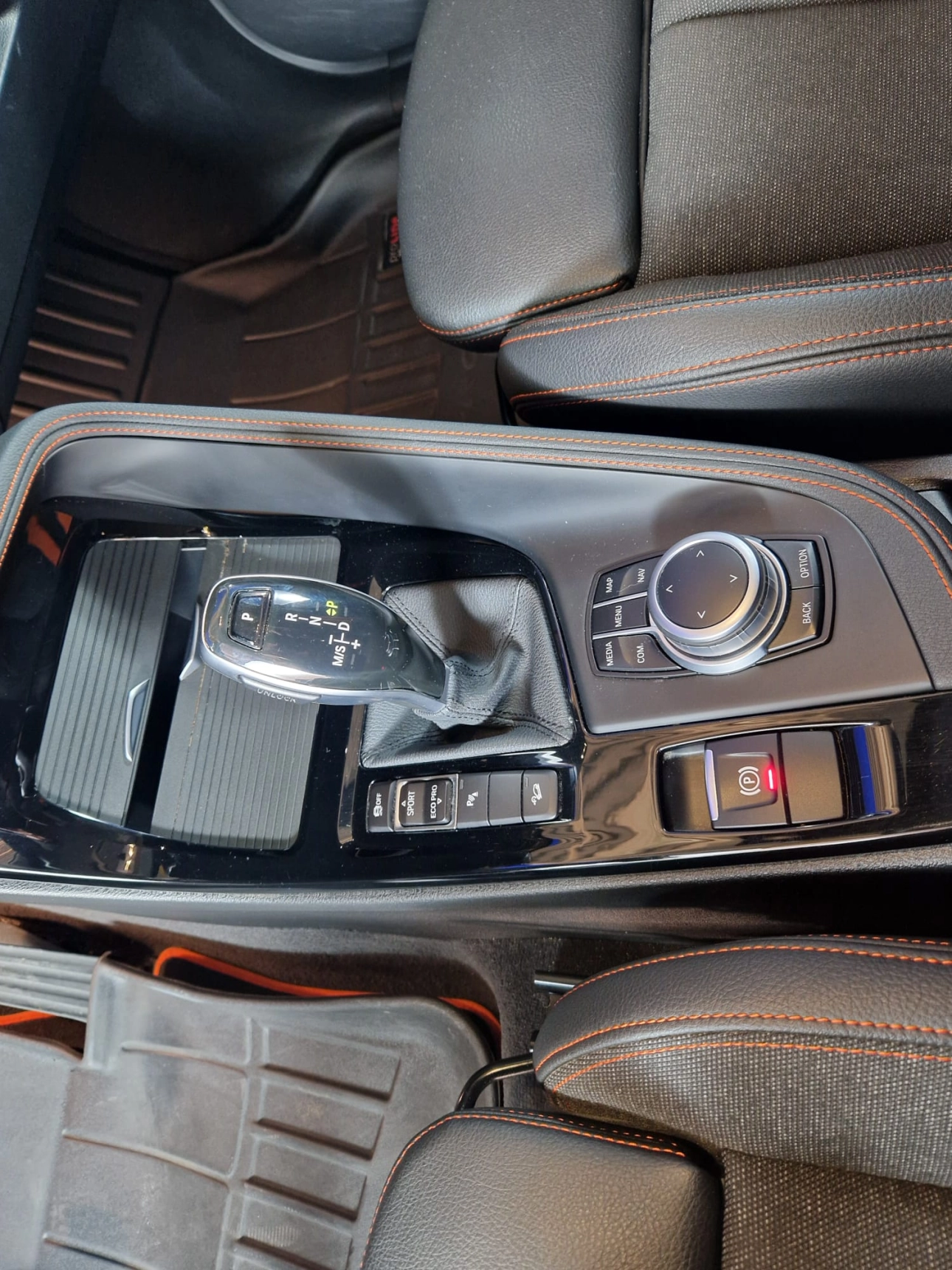 BMW X1 XDRIVE 1.8D SPORT LINE 150CP 2022