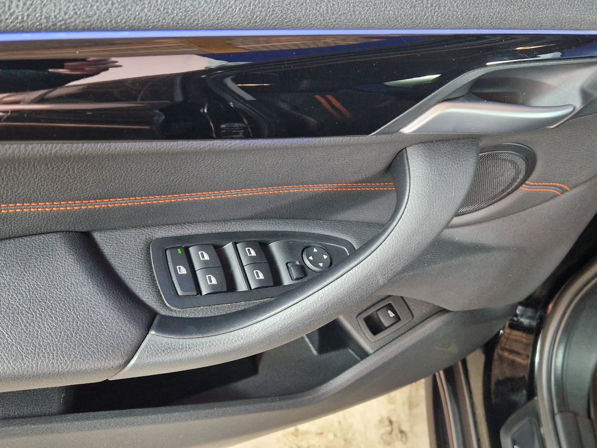 BMW X1 2022 — imagine 10