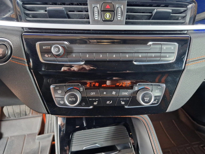 BMW X1 XDRIVE 1.8D SPORT LINE 150CP 2022