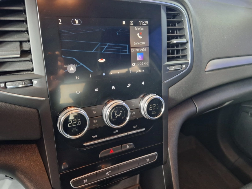 RENAULT MEGANE ZEN 1.3TCE DCT 140 CP 2021