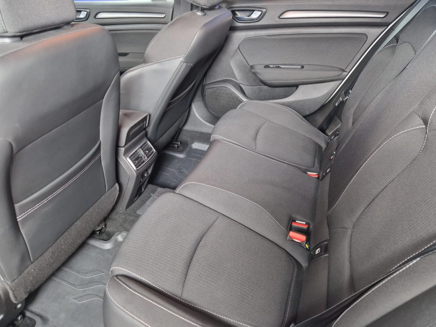 RENAULT MEGANE ZEN 1.3TCE DCT 140 CP 2021