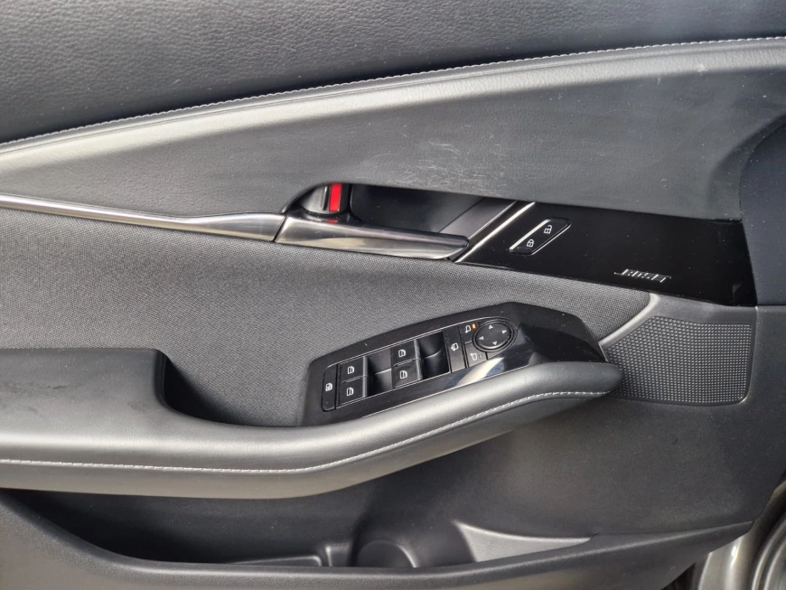 MAZDA CX-30 PLUS E-SKYACTIVE HYBRID150CP AT6 2021