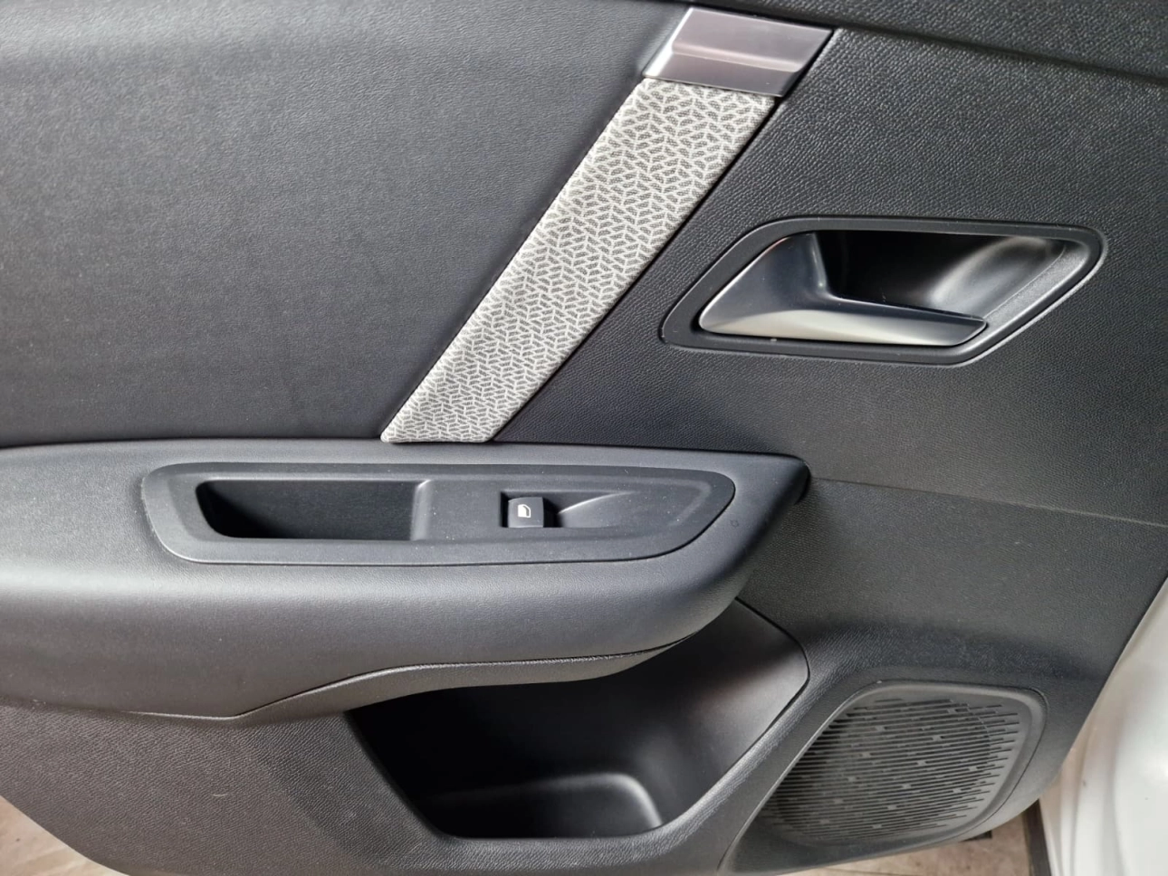 CITROEN C4 1.5 BLUEHDI S&S FEEL PACK 8AT 130CP 2022