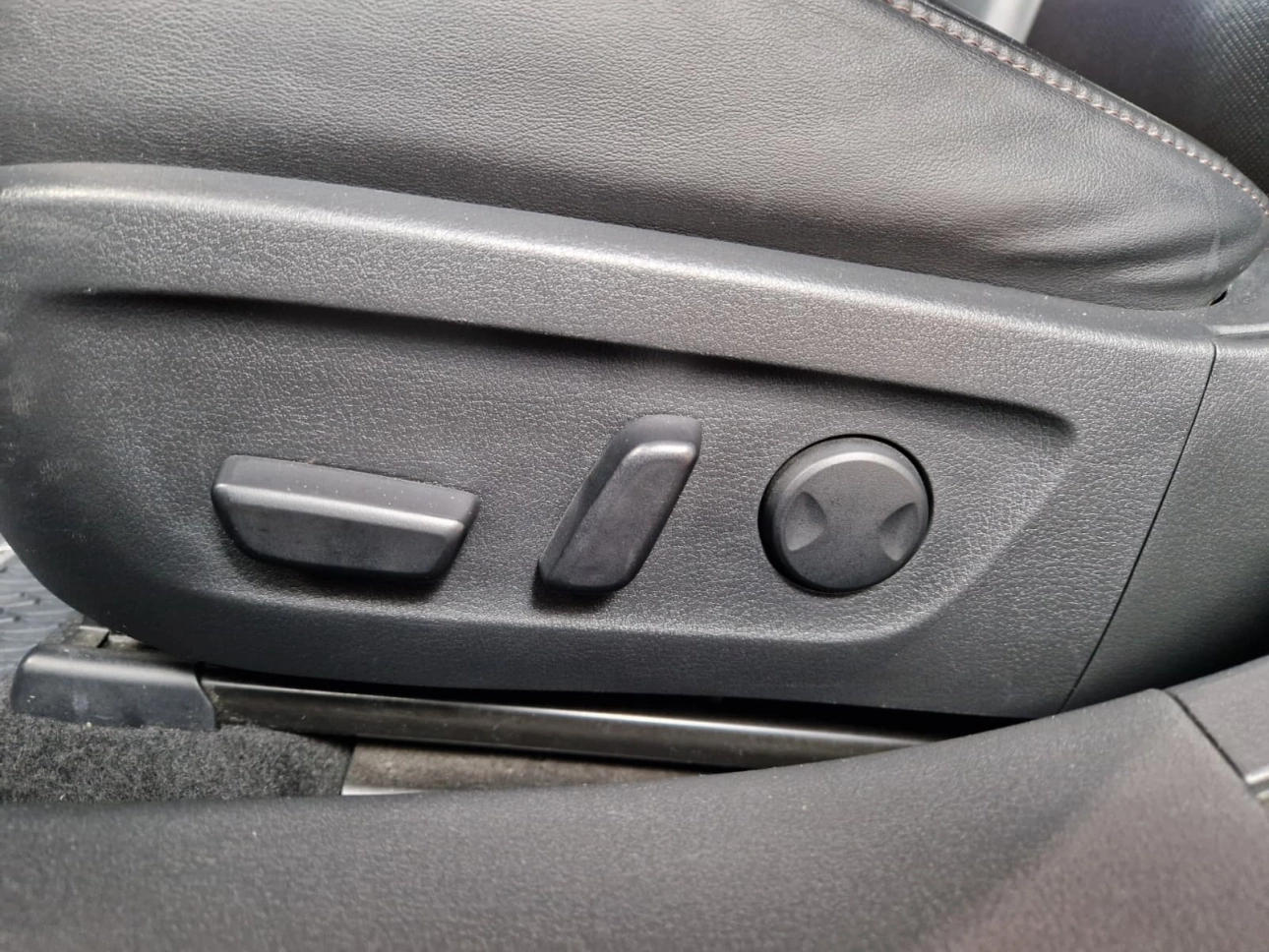 MAZDA 3 SKYACTIV X HYBRID 2.0i 186CP 2021