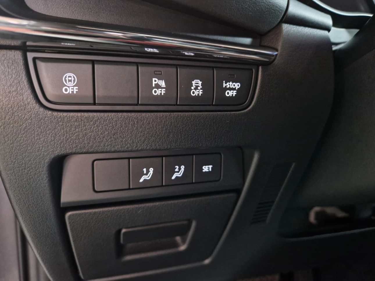 MAZDA 3 SKYACTIV X HYBRID 2.0i 186CP 2021