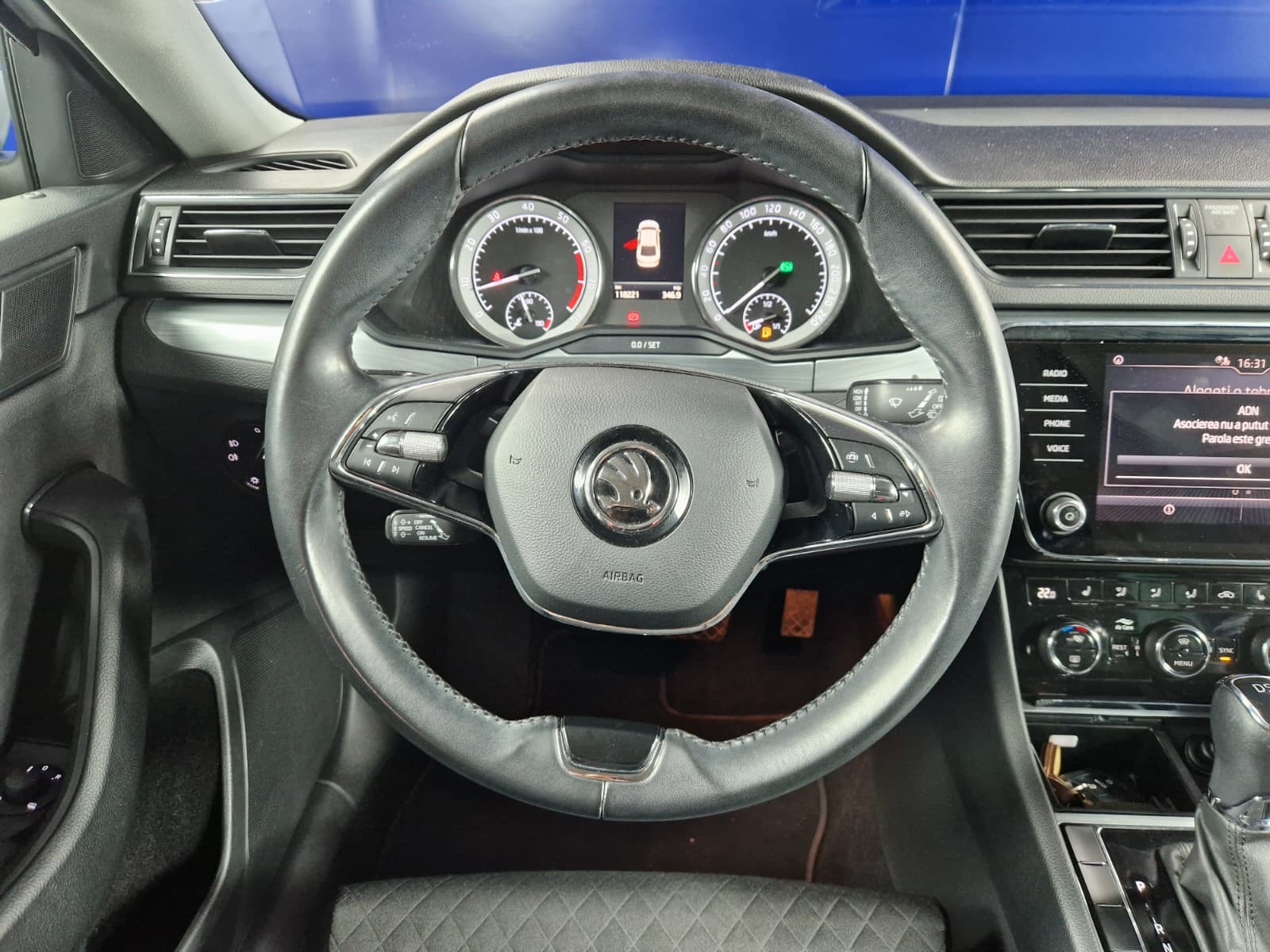 SKODA Superb 2021 — imagine 13