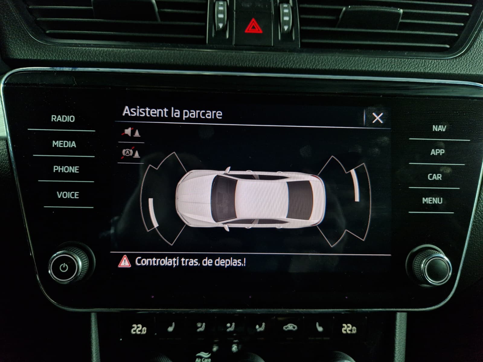 SKODA Superb 2021 — imagine 18