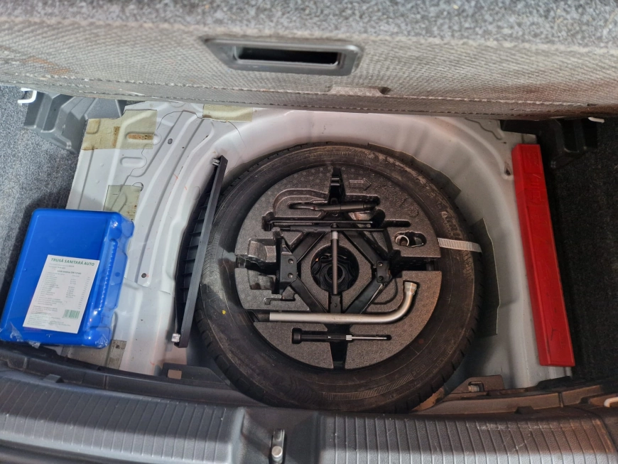 VOLKSWAGEN POLO 1.6 TDI 95CP Comfortline