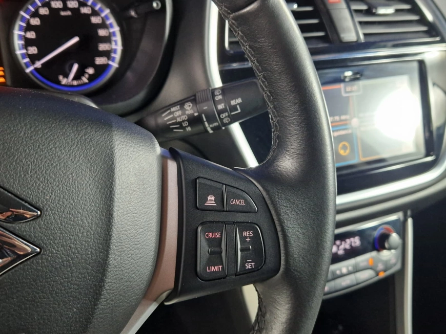 SUZUKI SX4 S-CROSS HYBRID PASION 1.4TI 2020 129CP