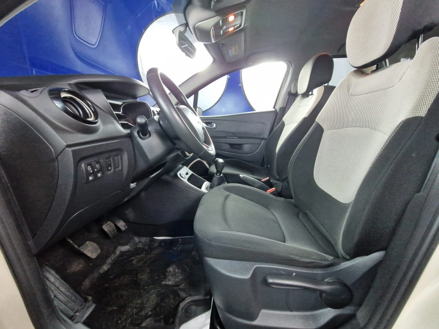 RENAULT CAPTUR 1.5 BLUE DCI 90CP MT5 ZEN 2019