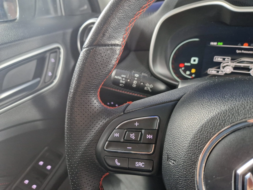 MG ZS EXLUSIVE 1.0 T-GDI 112CP 2023