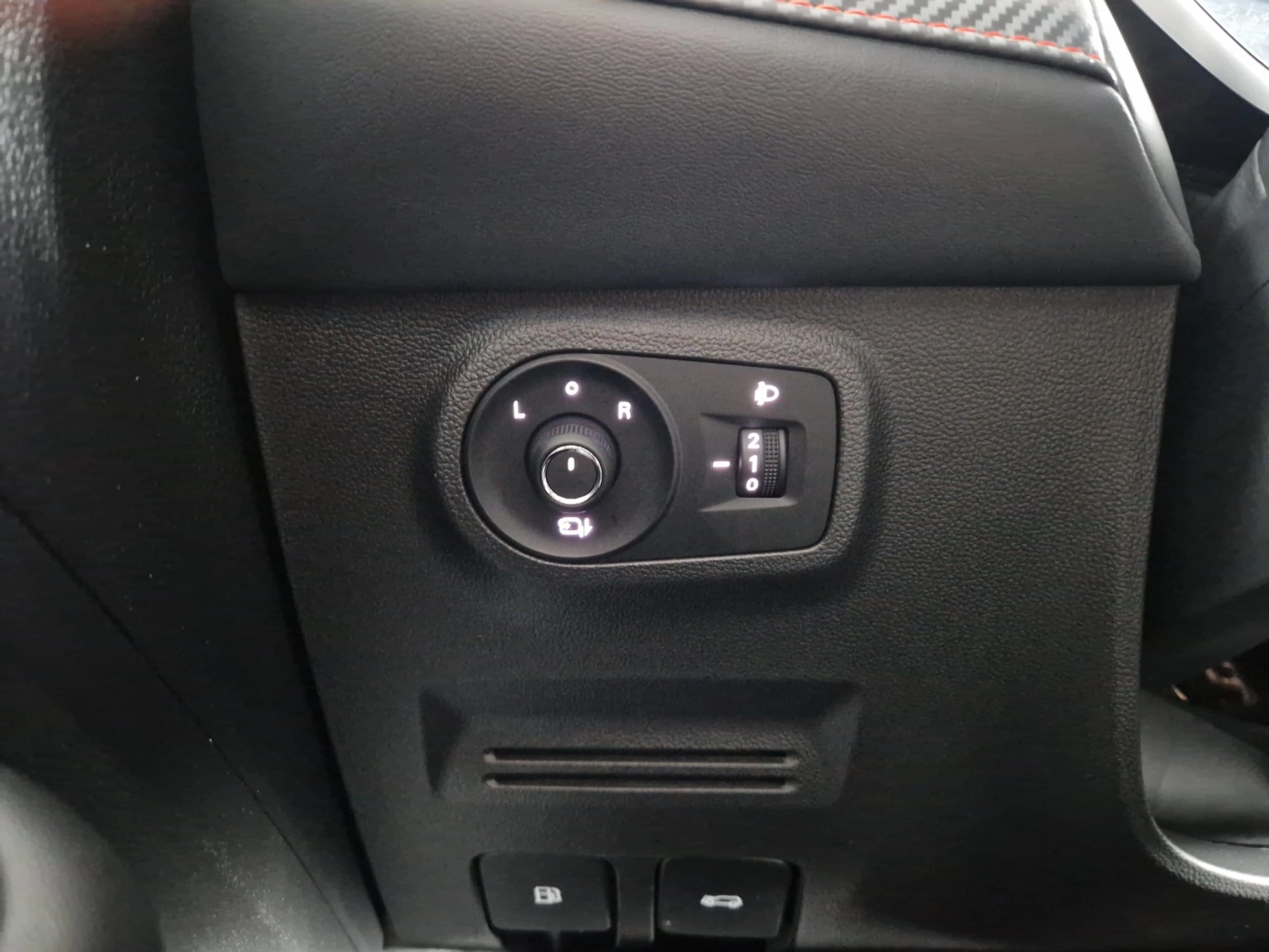 MG ZS EXLUSIVE 1.0 T-GDI 112CP 2023