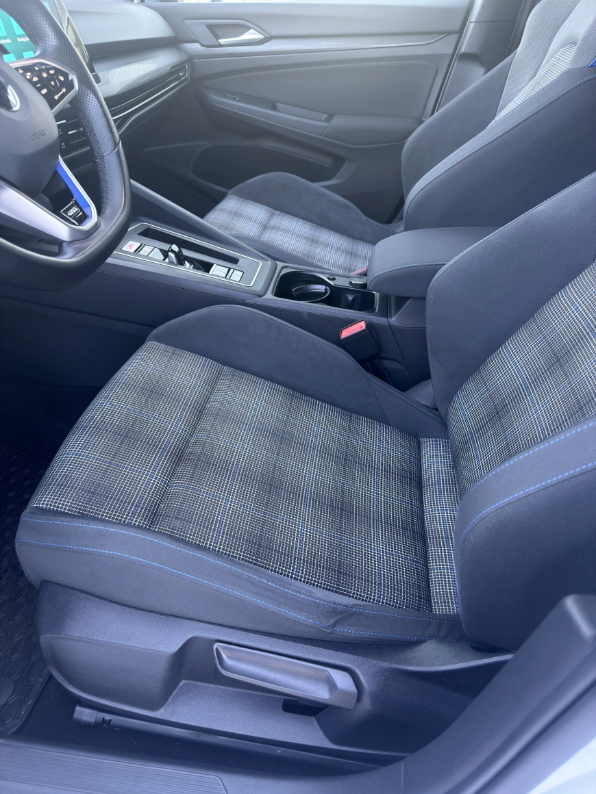 Volkswagen GOLF GTE Hatchback 2021