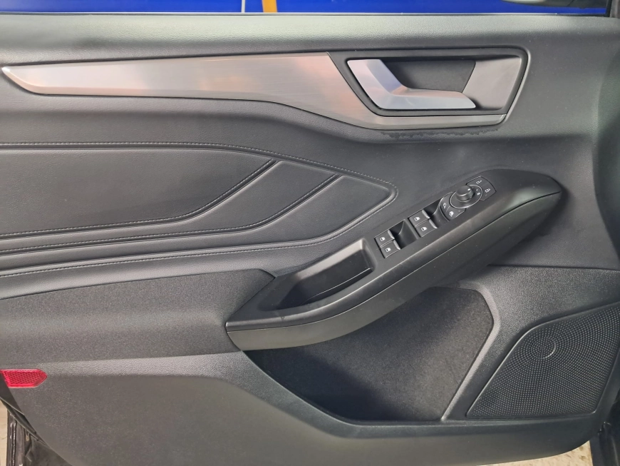 FORD FOCUS TITANIUM X 1.5TDCI 120CP 2022