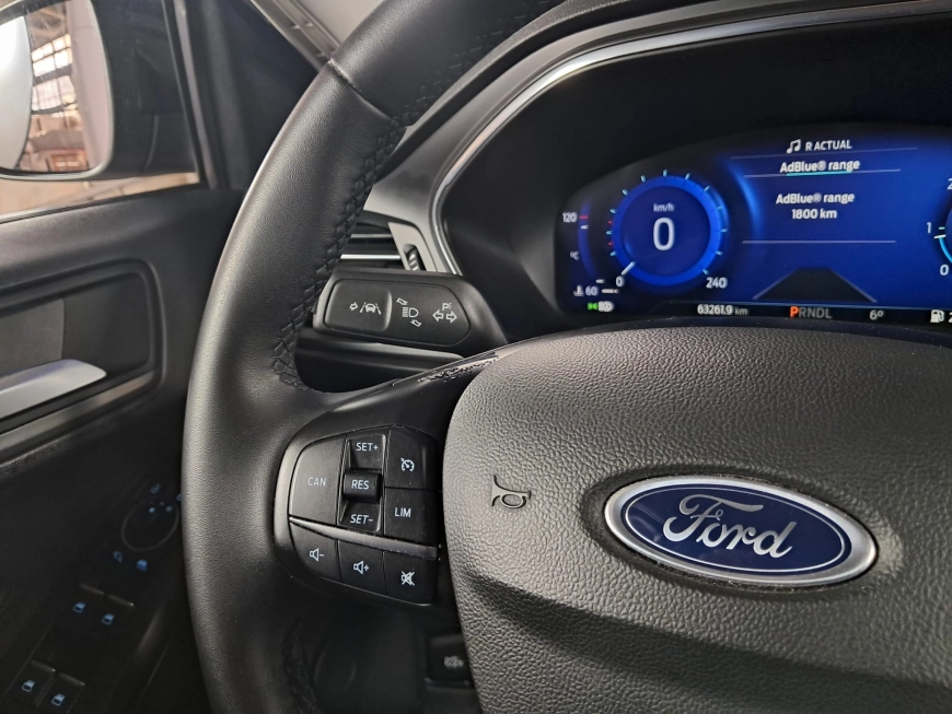 FORD FOCUS TITANIUM X 1.5TDCI 120CP 2022