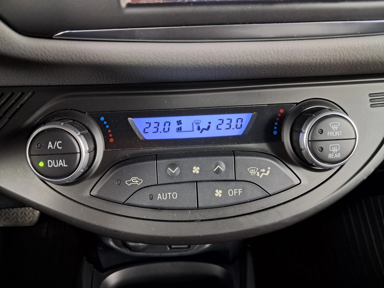 TOYOTA YARIS HYBRID 1.5i 74CP 2018