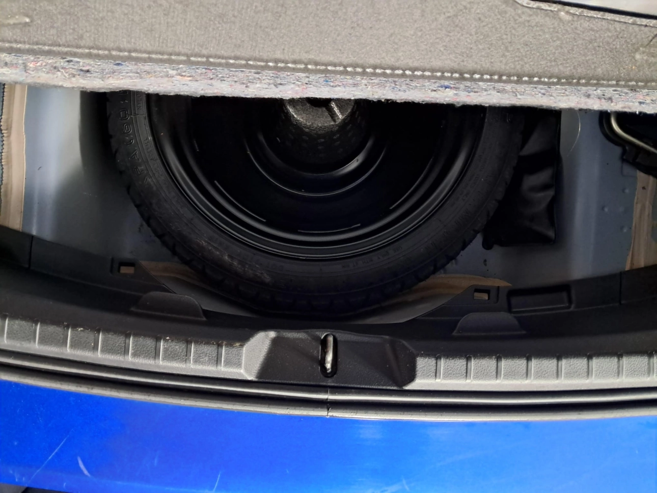 TOYOTA YARIS HYBRID 1.5i 74CP 2018