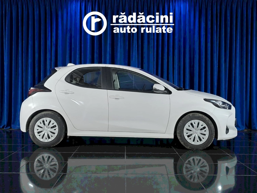 TOYOTA YARIS 1.5 HYBRID E-CVT 92CP 2022