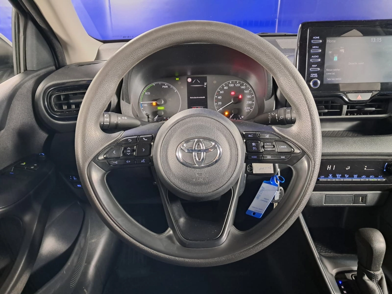 TOYOTA YARIS 1.5 HYBRID E-CVT 92CP 2022