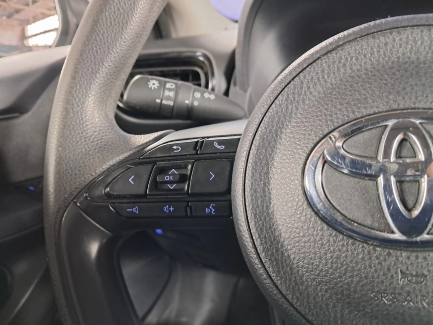 TOYOTA YARIS 1.5 HYBRID E-CVT 92CP 2022