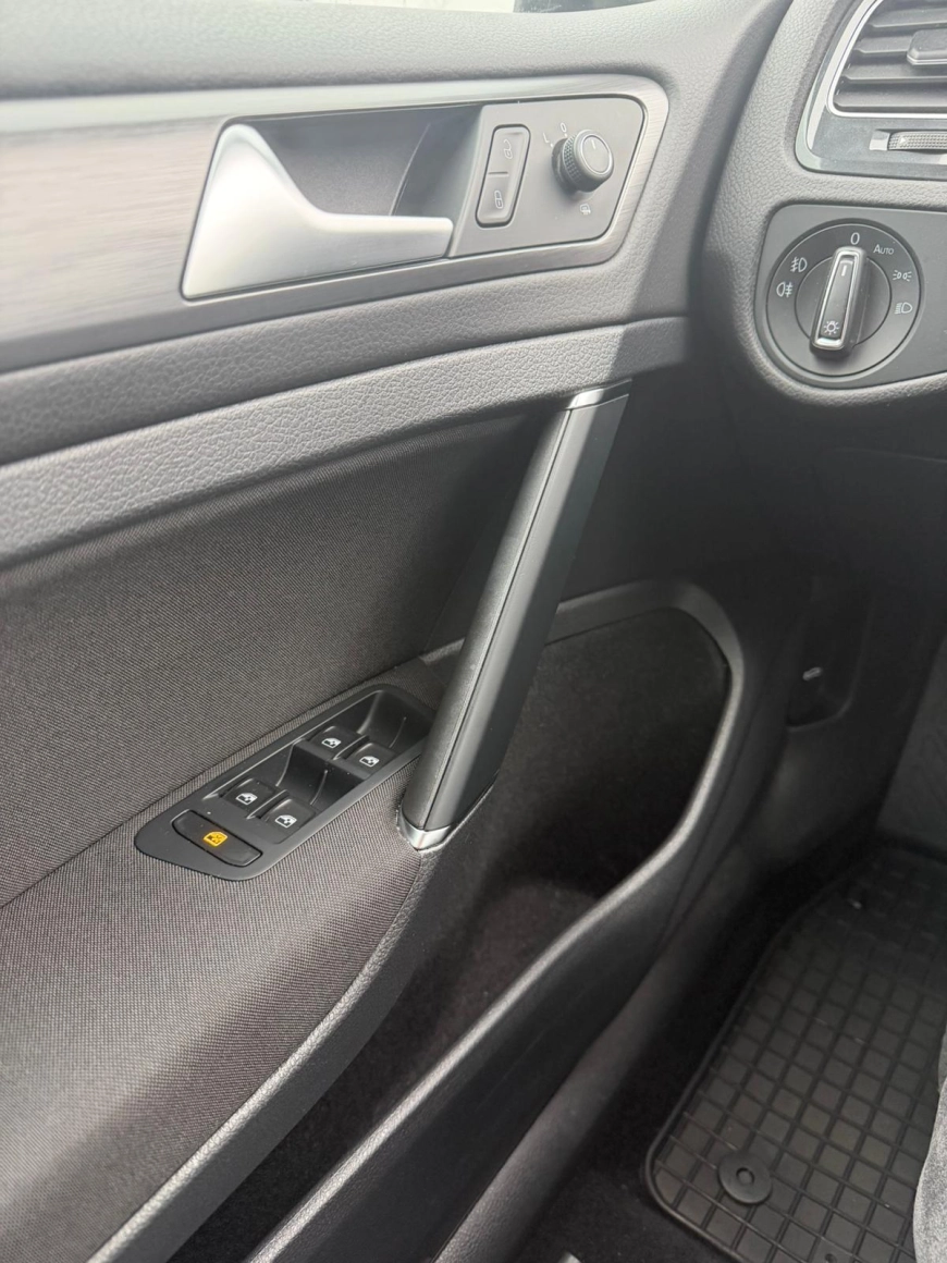 Volkswagen GOLF Hatchback 2020