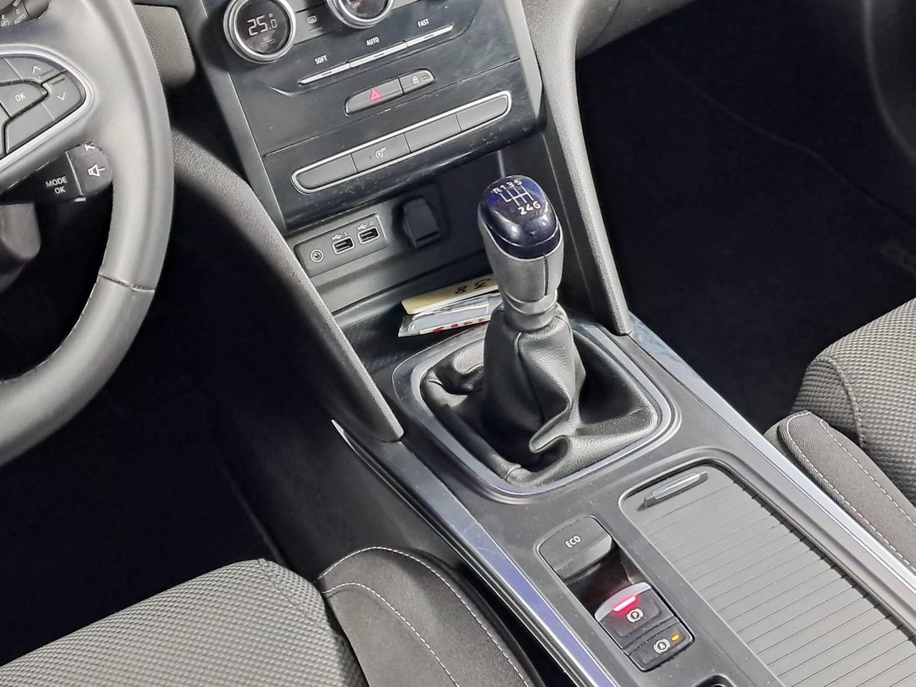 RENAULT MEGANE EQUILIBRE 1.3TCE 140CP 2023