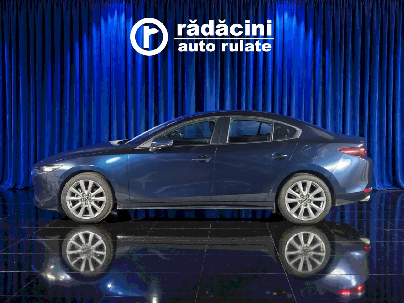 MAZDA 3 SEDAN E-SKYACTIVE G PLUS HYBRID 6AT