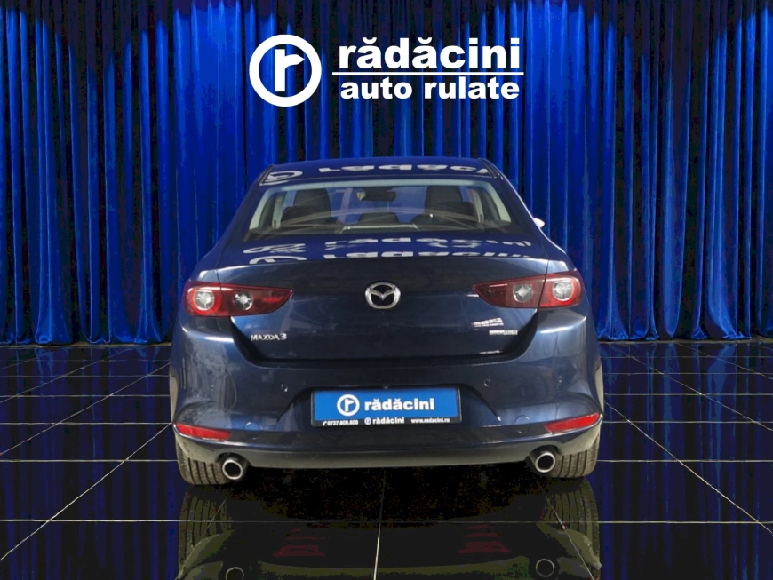 MAZDA 3 SEDAN E-SKYACTIVE G PLUS HYBRID 6AT