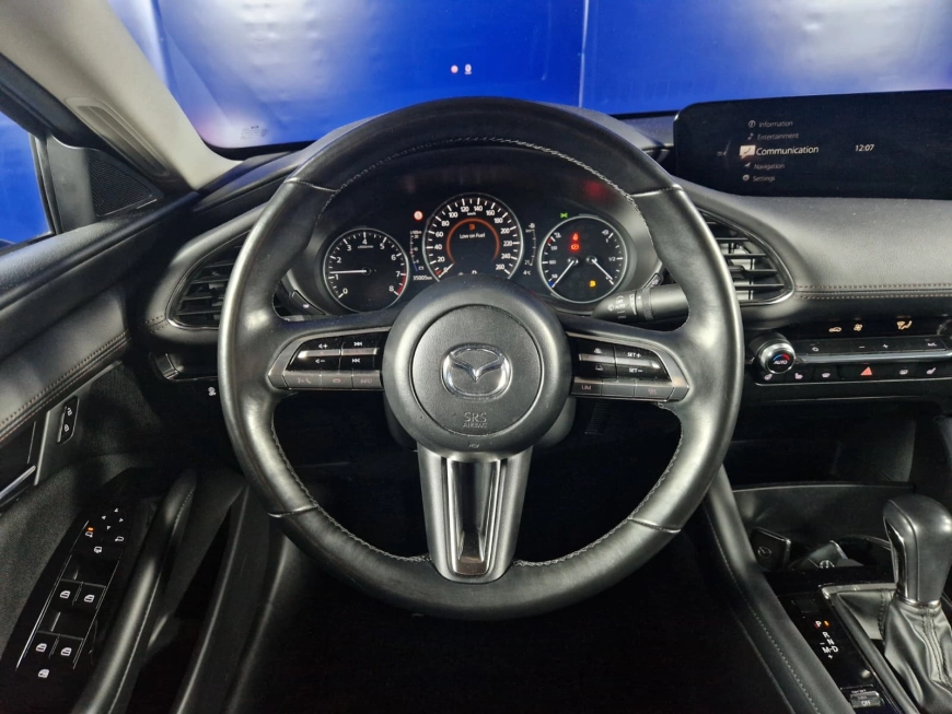 MAZDA 3 SEDAN E-SKYACTIVE G PLUS HYBRID 6AT