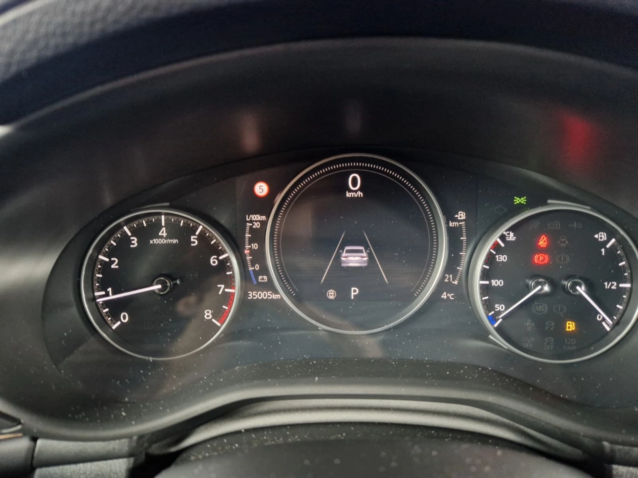 MAZDA 3 SEDAN E-SKYACTIVE G PLUS HYBRID 6AT