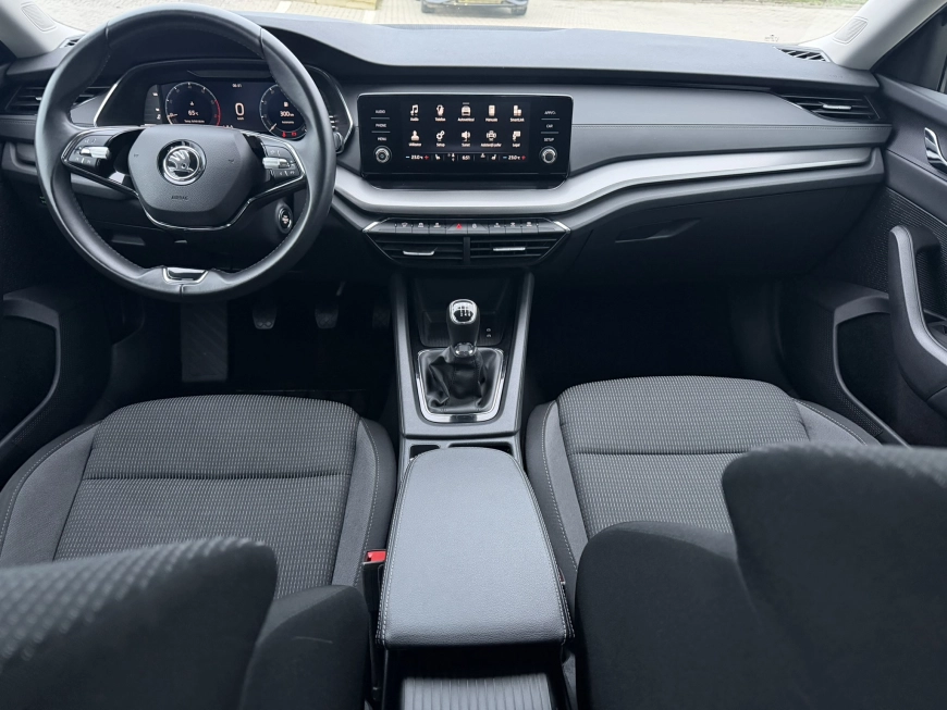 Skoda OCTAVIA Sedan 2021