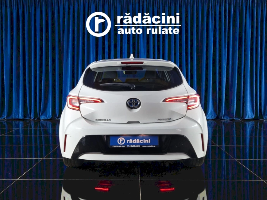 TOYOTA COROLLA DYNAMIC E-CVT 1.8i HYBRID 98CP 2020