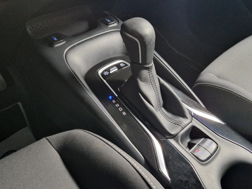 TOYOTA COROLLA DYNAMIC E-CVT 1.8i HYBRID 98CP 2020