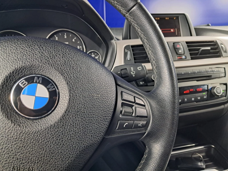 BMW SERIA 3 320D XDRIVE 2.0TD 184 CP 2013