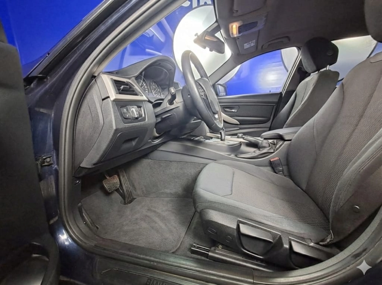 BMW SERIA 3 320D XDRIVE 2.0TD 184 CP 2013