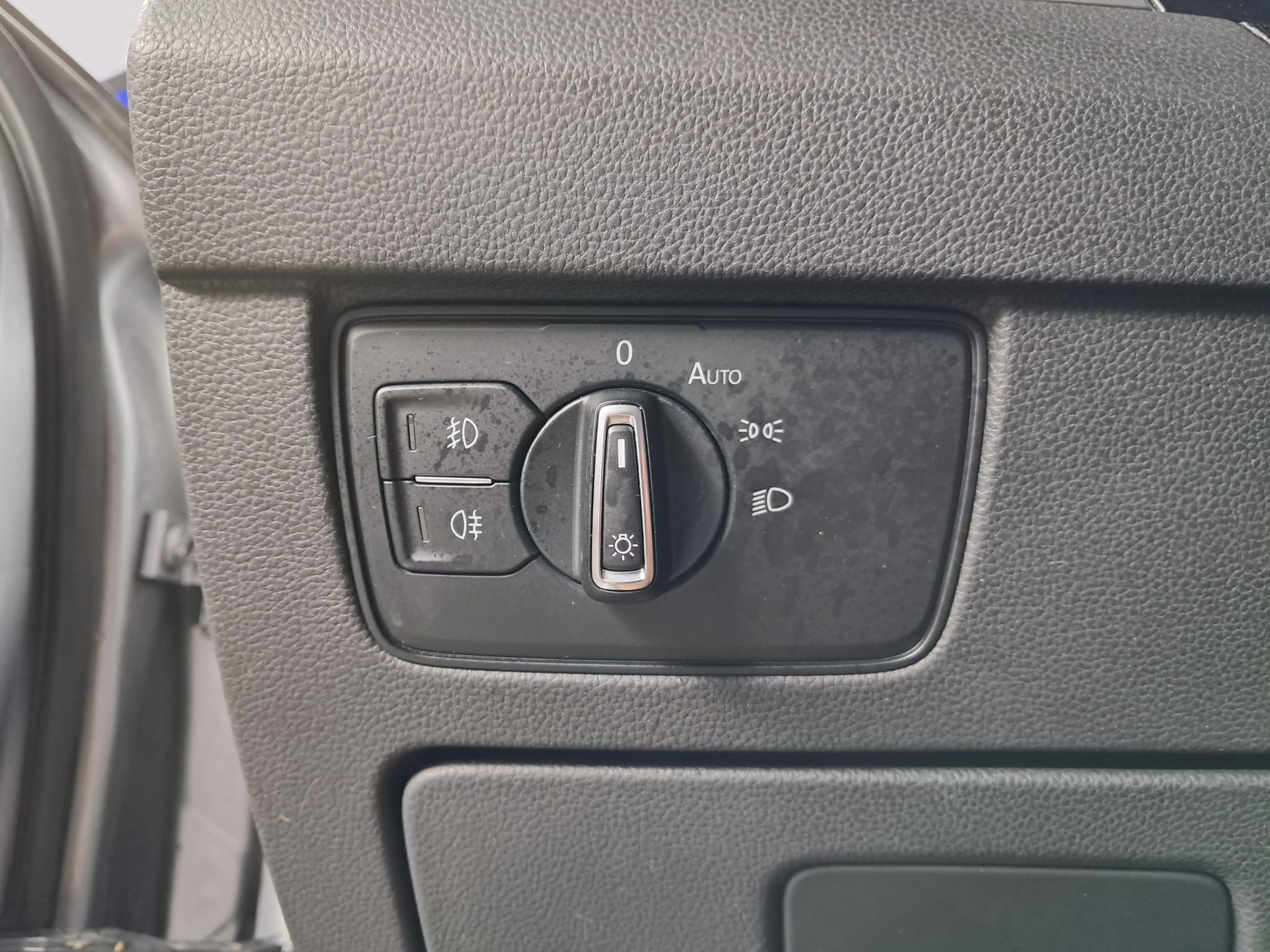 VOLKSWAGEN Passat 2020 — imagine 16