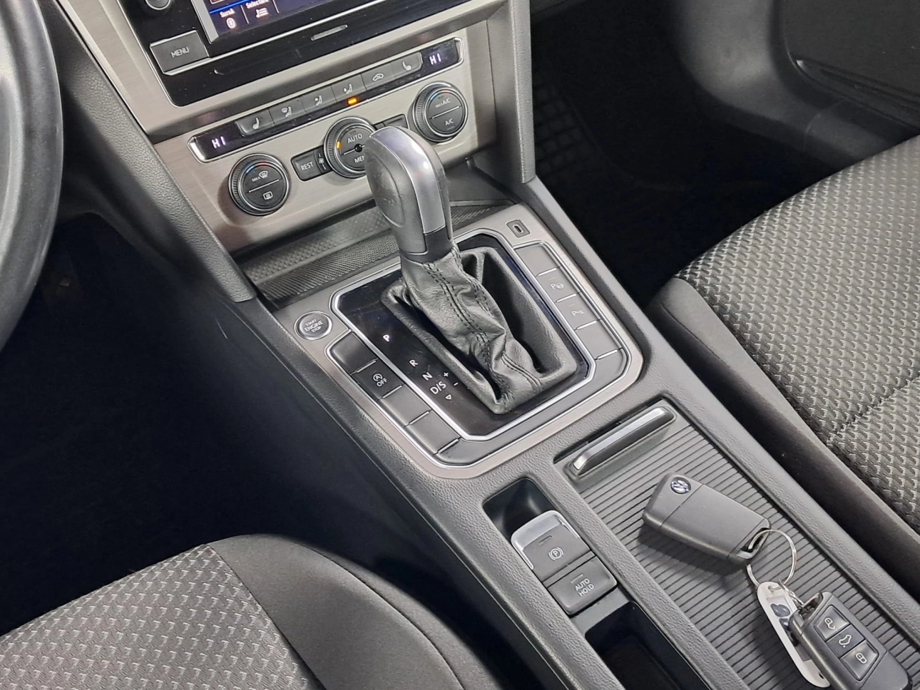 VOLKSWAGEN PASSAT COMFORTLINEDSG / 150CP 2020