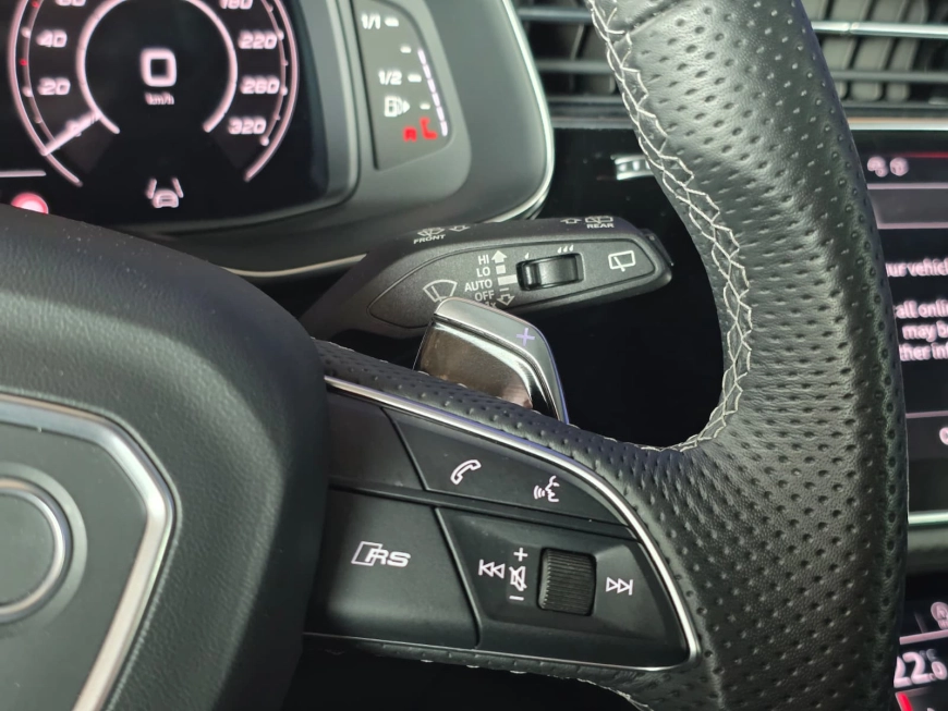 AUDI RS Q8 QUATTRO 4.0 V8441 A8 600CP 2024