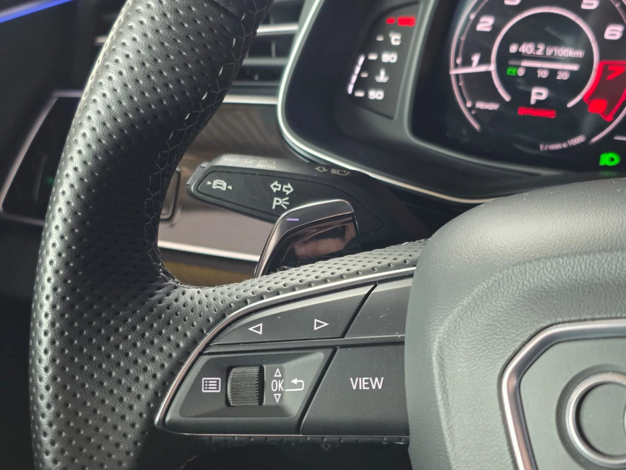 AUDI RS Q8 QUATTRO 4.0 V8441 A8 600CP 2024