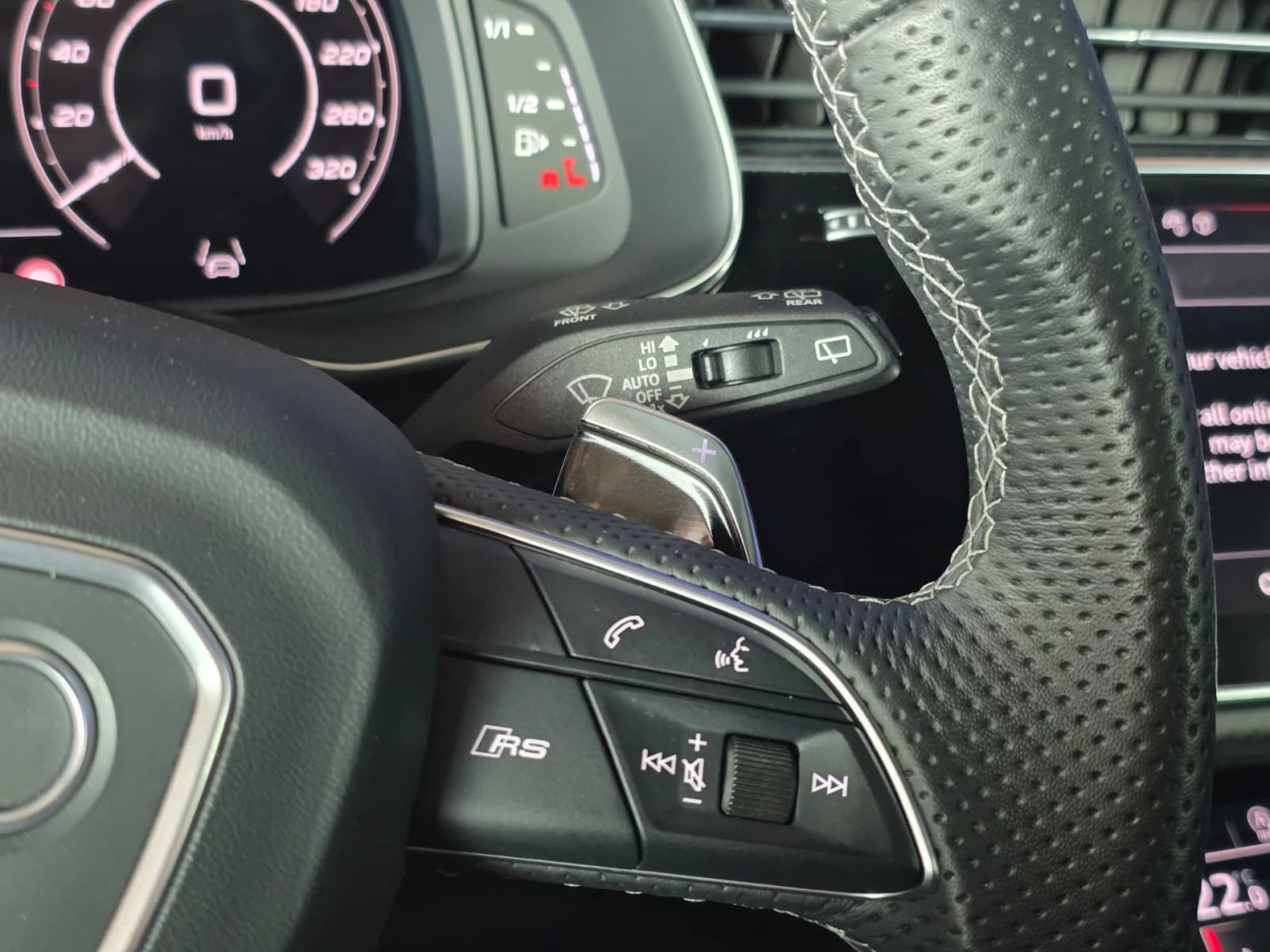 AUDI RS Q8 QUATTRO 4.0 V8441 A8 600CP 2024